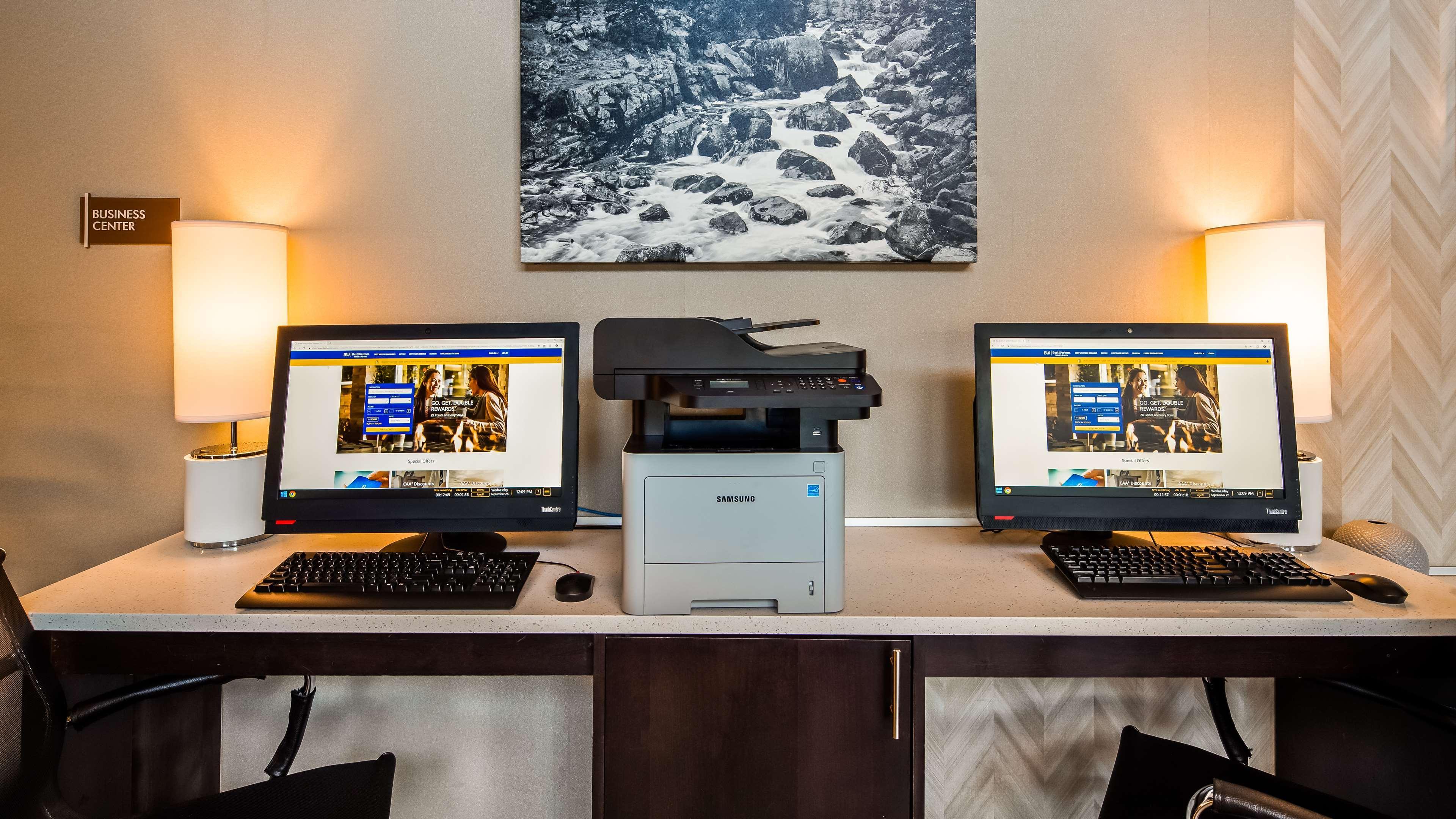 Best Western Plus Wenatchee Downtown Hotel Экстерьер фото