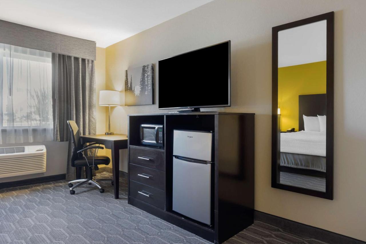 Best Western Plus Wenatchee Downtown Hotel Экстерьер фото